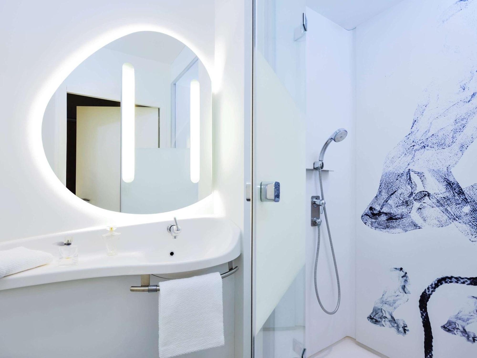 Ibis Budget Lille Gares Vieux-Lille Ngoại thất bức ảnh